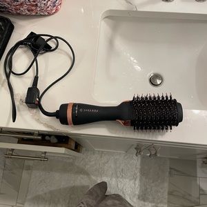 FOXYBAE ROSE GOLD BLOWOUT DRYER BRUSH PRO